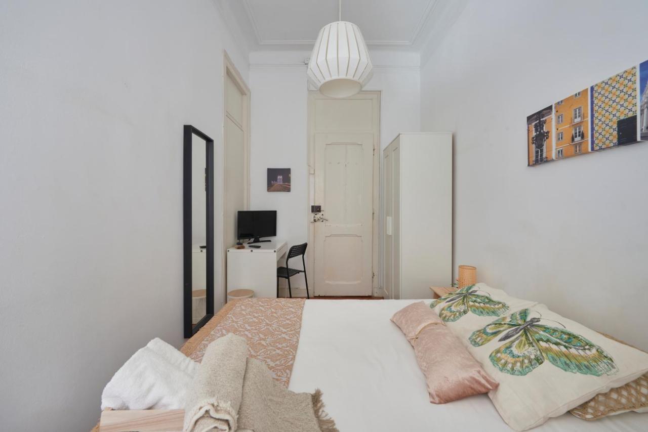 Brand New Hostel Anjos Lisbon Exterior photo